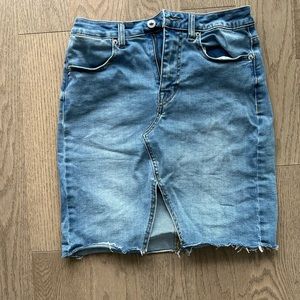 Buffalo David Bitton High Rise raw hem denim skirt - Size 27